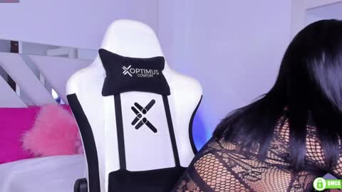   online show from 16, 12, 2024