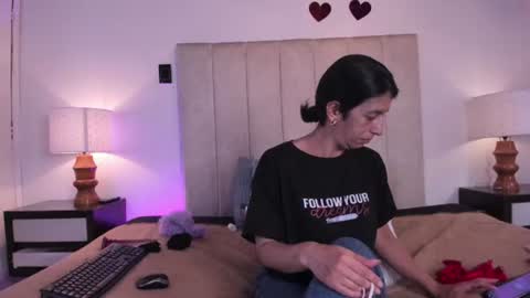 Snapshot of miss_milf_ chatting on 1, 7, 2026 miss_milf_ online show from 1, 7, 2026
