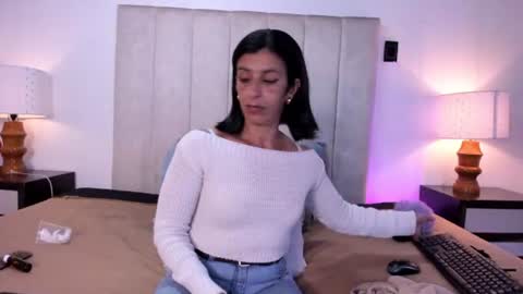 Snapshot of miss_milf_ chatting on 10, 7, 2026 miss_milf_ online show from 10, 7, 2026