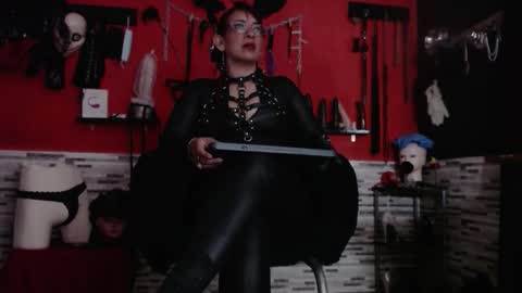 Mistress Miranda online show from 19, 10, 2025
