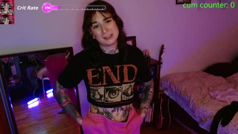 Snapshot of miss_raven_ts chatting on 5, 5, 2026 Raven online show from 5, 5, 2026
