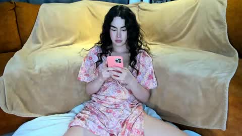 Zoee     online show from 11, 5, 2026