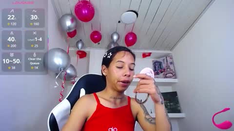 Snapshot of miss_sparkle666 chatting on 22, 11, 2025 miss_sparkle666 online show from 22, 11, 2025