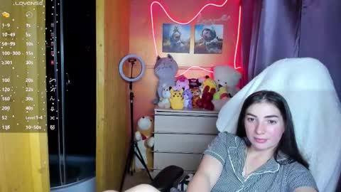 Snapshot of miss_tasy chatting on 16, 11, 2025 Melanie January 15th is my birthday there will be an interesting show online show from 16, 11, 2025