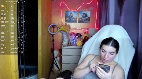 Snapshot of miss_tasy chatting on 27, 11, 2025 Melanie January 15th is my birthday there will be an interesting show online show from 27, 11, 2025