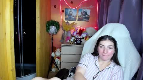 Snapshot of miss_tasy chatting on 14, 12, 2025 Melanie January 15th is my birthday there will be an interesting show online show from 14, 12, 2025