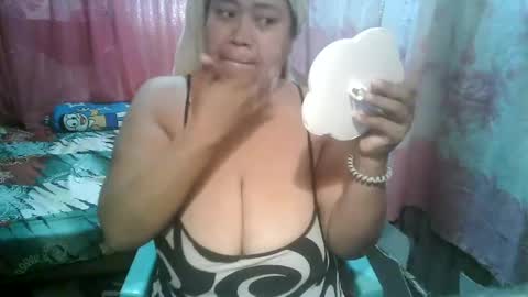 Snapshot of miss_v0lcan0 chatting on 19, 1, 2025 miss v0lcan0 online show from 19, 1, 2025