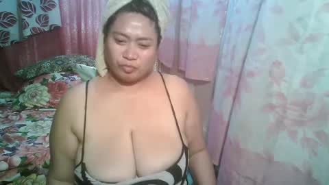 Snapshot of miss_v0lcan0 chatting on 10, 3, 2025 miss v0lcan0 online show from 10, 3, 2025