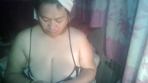 Snapshot of miss_v0lcan0 chatting on 29, 10, 2025 miss v0lcan0 online show from 29, 10, 2025