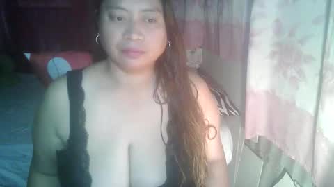 Snapshot of miss_v0lcan0 chatting on 22, 11, 2025 miss v0lcan0 online show from 22, 11, 2025