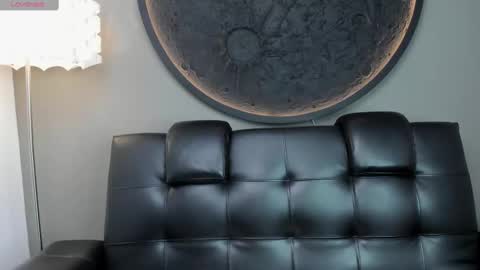 Vaiolette online show from 3, 3, 2025