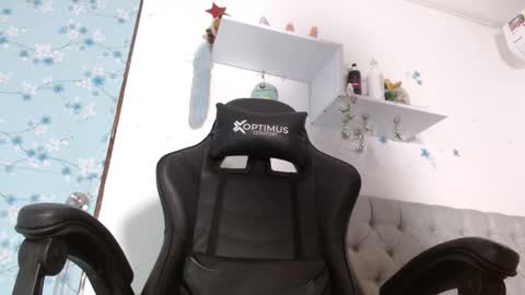 Snapshot of miss_valery2 chatting on 14, 9, 2025 hanna online show from 14, 9, 2025