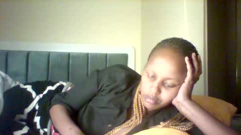 Snapshot of miss_vall chatting on 12, 1, 2026 miss_vall online show from 12, 1, 2026