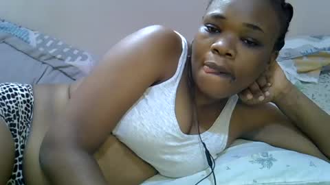 Snapshot of miss_velour chatting on 18, 6, 2026 miss_velour online show from 18, 6, 2026