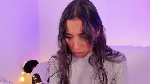 Snapshot of miss_veronica2 chatting on 3, 3, 2025 Miss Veronica online show from 3, 3, 2025