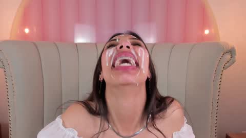 Snapshot of miss_veronicaa chatting on 9, 12, 2024 Veronica summer 7AM to 1500 PM hour GMT-5 online show from 9, 12, 2024