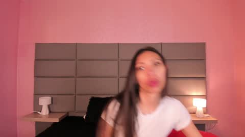 Snapshot of miss_veronicaa chatting on 3, 1, 2025 Veronica summer 7AM to 1500 PM hour GMT-5 online show from 3, 1, 2025