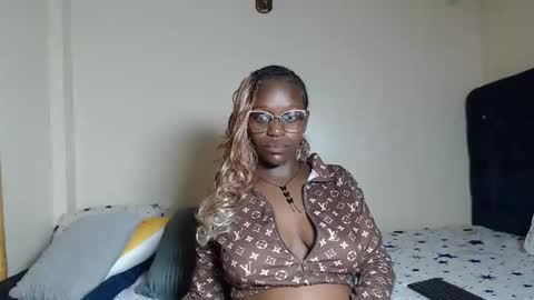 Snapshot of miss_wetcherry chatting on 14, 5, 2026 Cherie Independent model online show from 14, 5, 2026