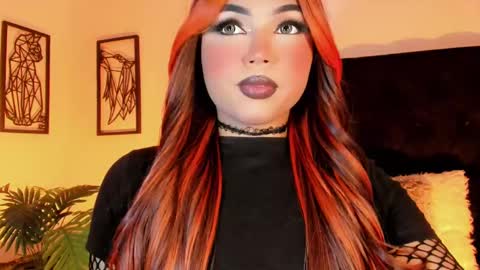 Snapshot of miss_zz chatting on 22, 11, 2025 miss_zz online show from 22, 11, 2025