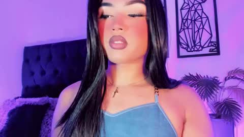 Snapshot of miss_zz chatting on 3, 12, 2025 miss_zz online show from 3, 12, 2025