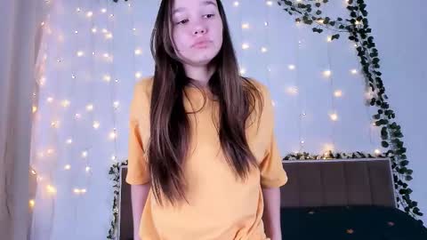 Snapshot of missa_queen chatting on 26, 11, 2025 Eva online show from 26, 11, 2025