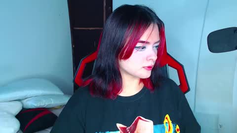 Snapshot of missakamee_420 chatting on 28, 12, 2024 violeta online show from 28, 12, 2024