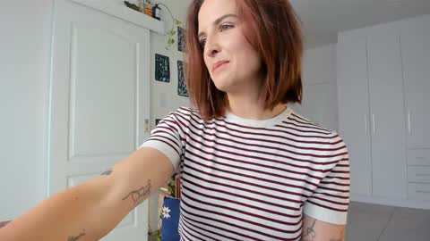 Alexandra Thorn online show from 23, 2, 2026