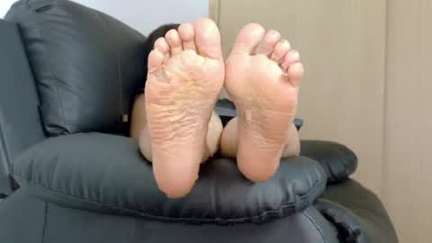 April online show from 8, 4, 2026