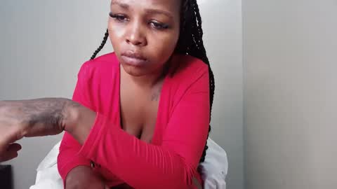 Snapshot of missbeautyke chatting on 24, 5, 2026 callmebaby online show from 24, 5, 2026