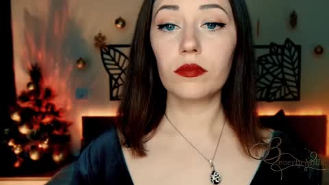 The divine Beverly online show from 19, 12, 2024