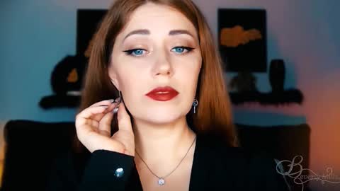 The divine Beverly online show from 10, 9, 2025