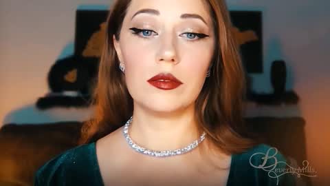 The divine Beverly online show from 18, 9, 2025