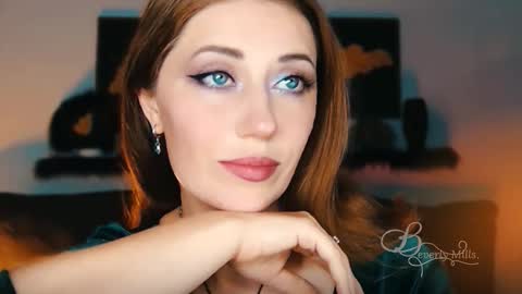 The divine Beverly online show from 24, 9, 2025