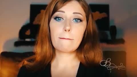 The divine Beverly online show from 25, 9, 2025