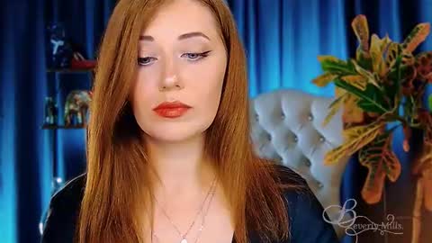 Snapshot of missbeverlymills chatting on 26, 6, 2026 The divine Beverly online show from 26, 6, 2026