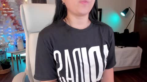 Bianca Torres online show from 22, 12, 2024