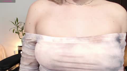 MissBlair online show from 8, 2, 2025