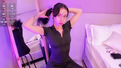 Snapshot of missbombom chatting on 23, 9, 2025 Miss Bombom online show from 23, 9, 2025
