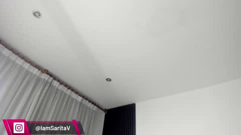 Snapshot of missbrasil_ chatting on 28, 4, 2026 Sara Vanegas online show from 28, 4, 2026