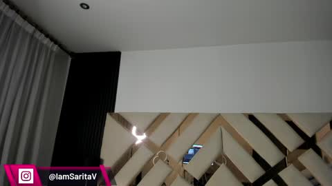 Snapshot of missbrasil_ chatting on 29, 4, 2026 Sara Vanegas online show from 29, 4, 2026