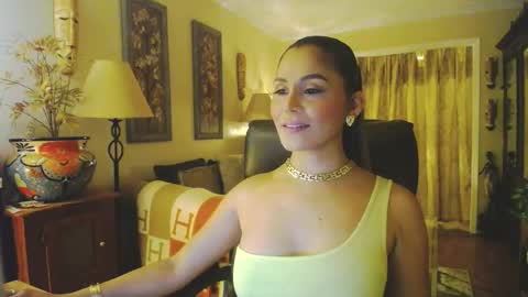 Snapshot of missbrownx chatting on 21, 11, 2025 Brownie -P online show from 21, 11, 2025