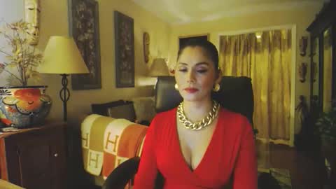 Snapshot of missbrownx chatting on 25, 11, 2025 Brownie -P online show from 25, 11, 2025