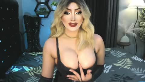 Snapshot of misschannel4sub chatting on 3, 7, 2026 PRIESTESS CHANNEL online show from 3, 7, 2026