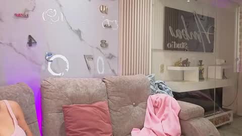 misscheelsee_as online show from 15, 4, 2026