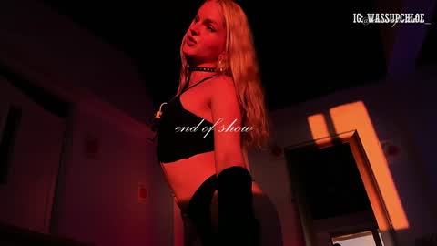 Snapshot of misschloe__ chatting on 5, 1, 2025 Chloe freelance model Please your thumbs up are important online show from 5, 1, 2025