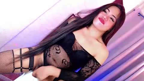 Nicole online show from 6, 3, 2026