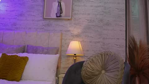 D A N A online show from 21, 4, 2026