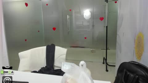 Snapshot of missdominna chatting on 27, 5, 2026 Miss Domina online show from 27, 5, 2026