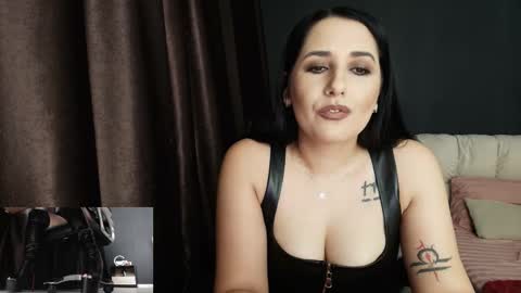 Snapshot of missdyaa chatting on 9, 9, 2025 Miss online show from 9, 9, 2025