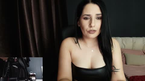 Snapshot of missdyaa chatting on 10, 9, 2025 Miss online show from 10, 9, 2025